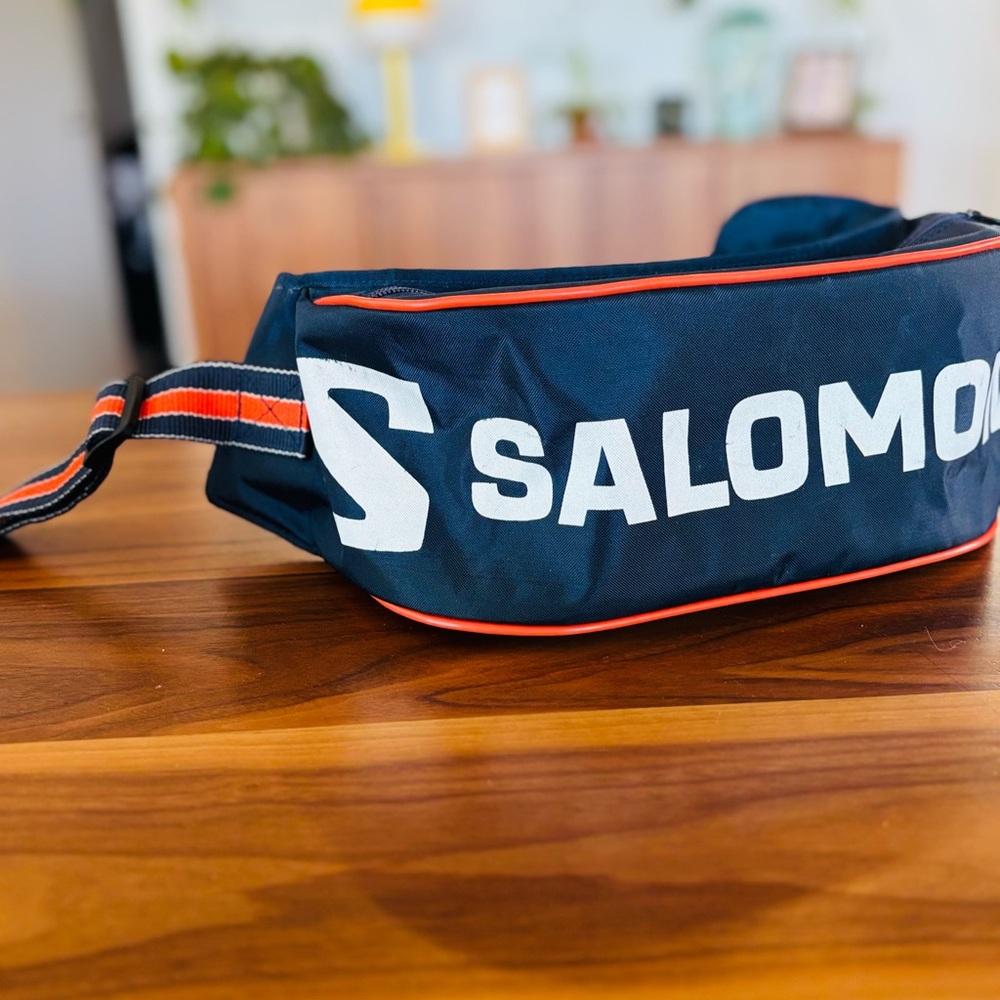 Salomon Ski Belt – Made in France – Compact and Durable for Outdoor Adventures
